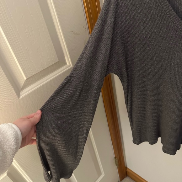 Lucky Brand Flowy Long Sleeve Top - Picture 3 of 6